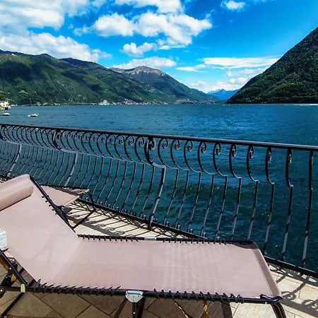 Darsena By Quokka 360 - Lakefront House With Garden And Private Dock شقة