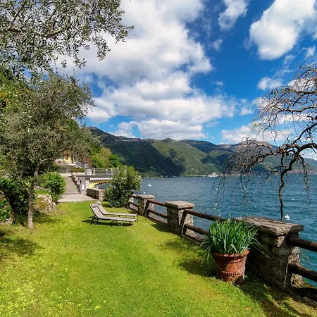 شقة Darsena By Quokka 360 - Lakefront House With Garden And Private Dock *